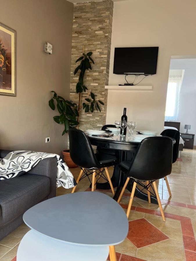 מדולין Apartmani M&L מראה חיצוני תמונה