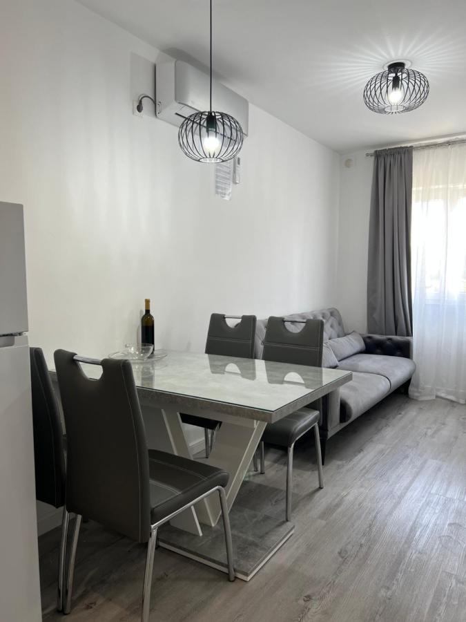 מדולין Apartmani M&L מראה חיצוני תמונה