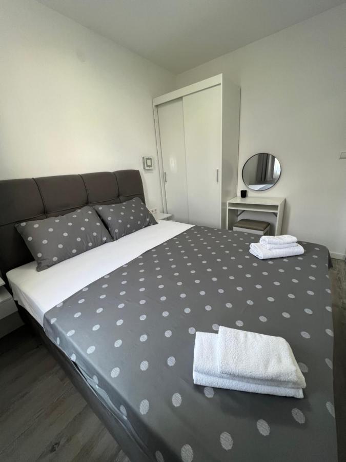 מדולין Apartmani M&L מראה חיצוני תמונה