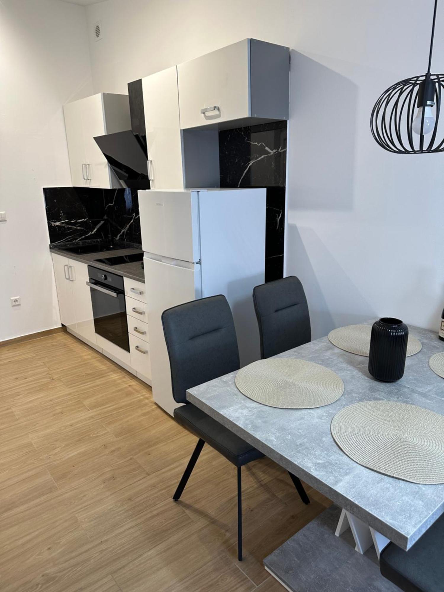 מדולין Apartmani M&L מראה חיצוני תמונה