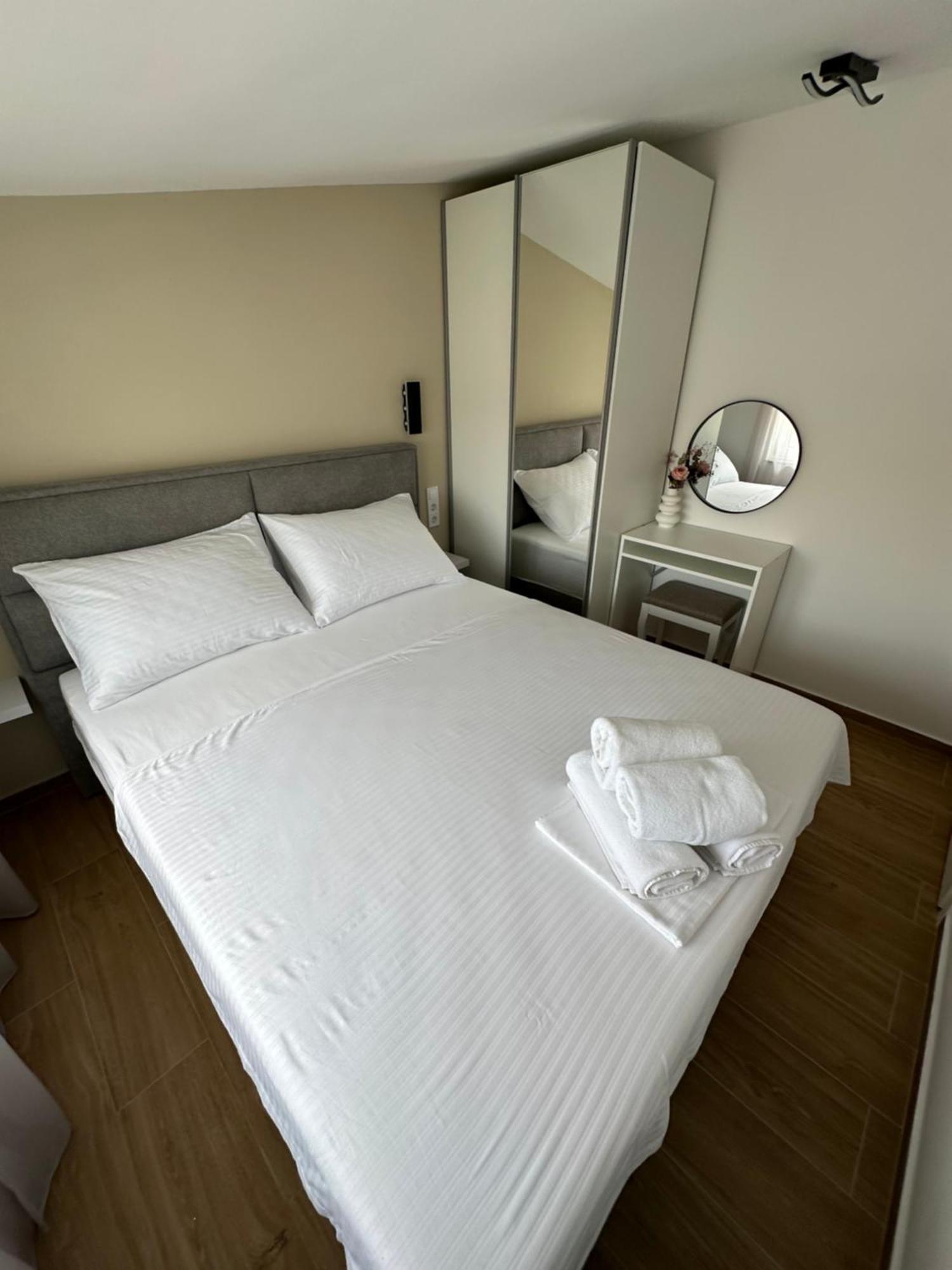 מדולין Apartmani M&L מראה חיצוני תמונה