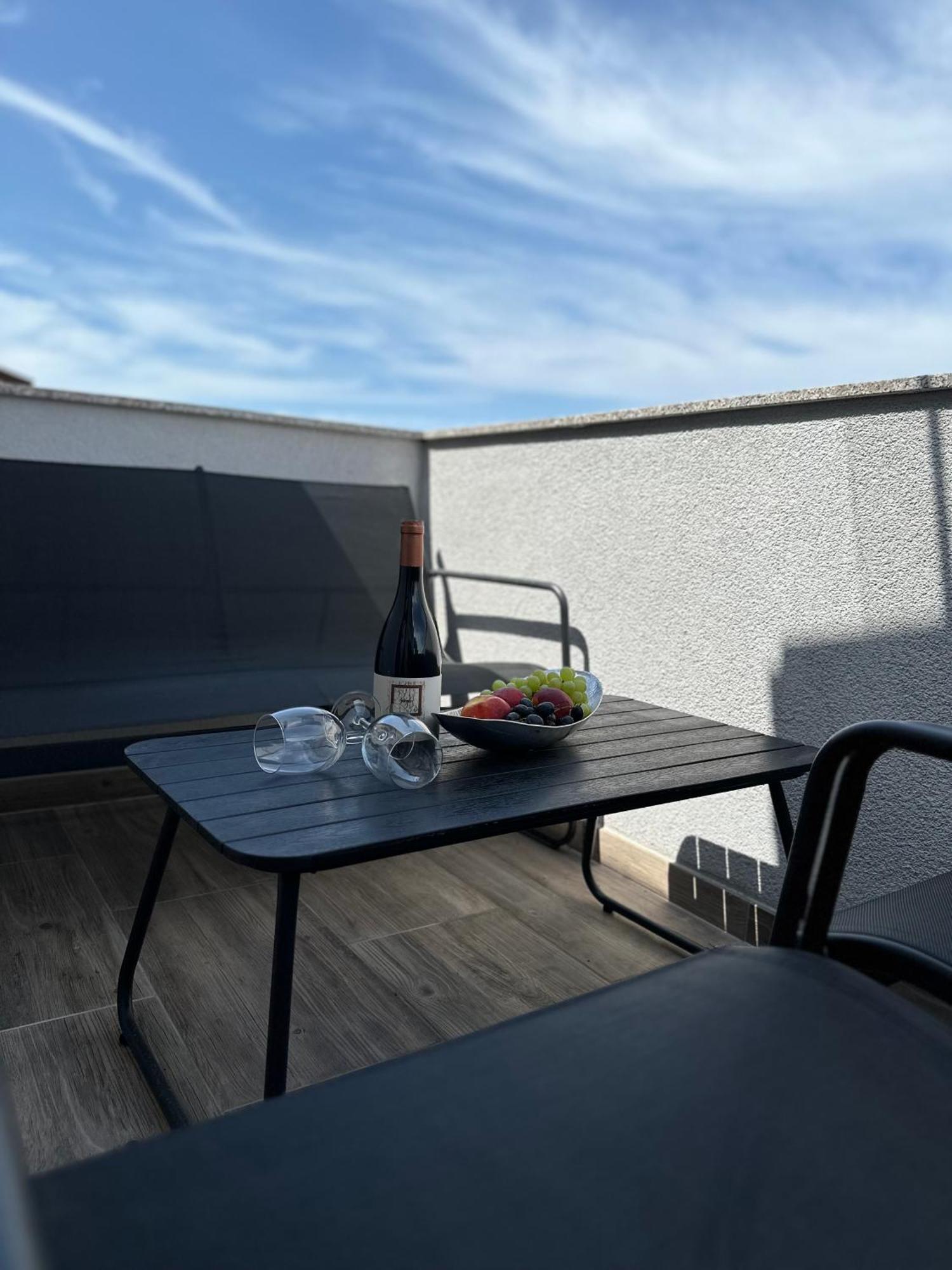 מדולין Apartmani M&L מראה חיצוני תמונה