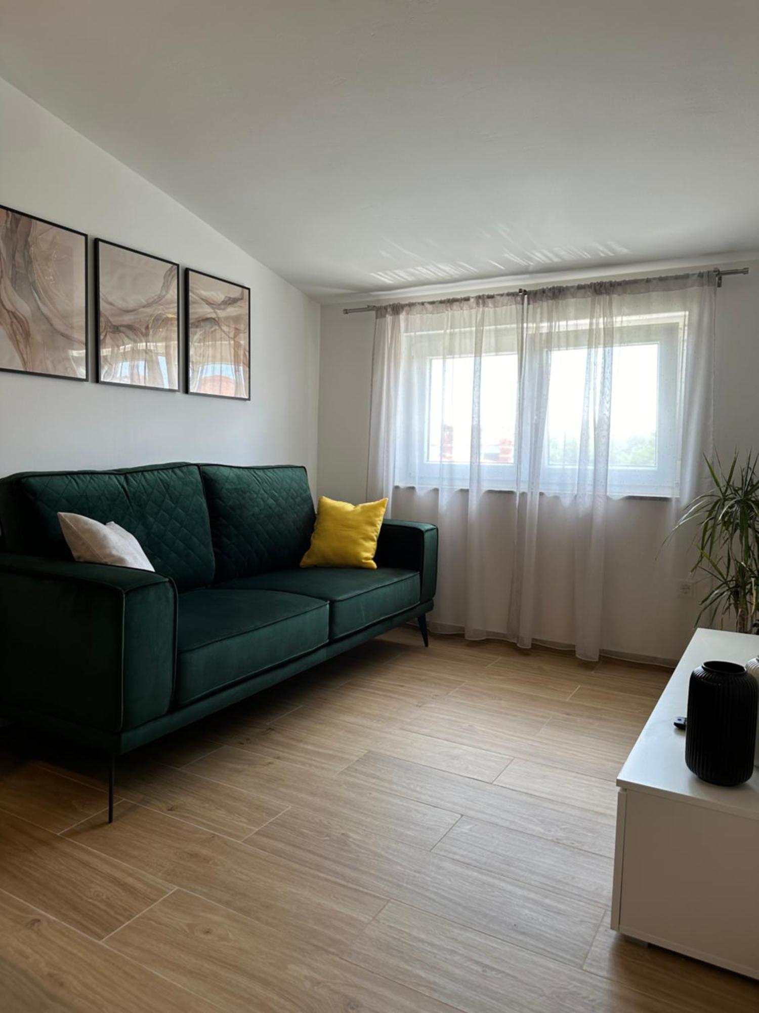 מדולין Apartmani M&L מראה חיצוני תמונה