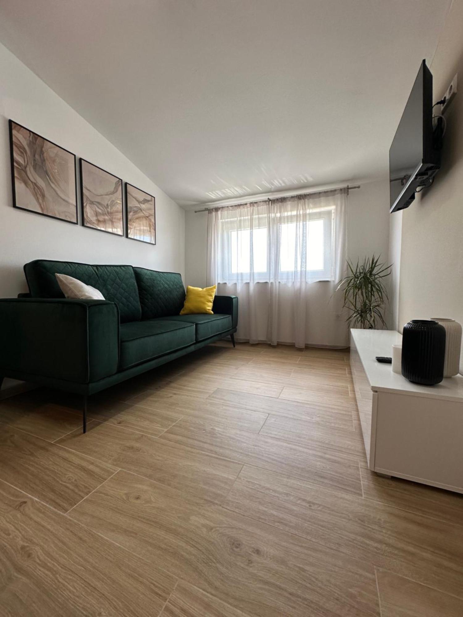 מדולין Apartmani M&L מראה חיצוני תמונה